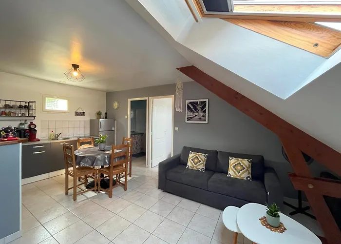 L'Arbre De Vy - T2 42M2 Independant, 5 Pers, Garage, Proche Gare