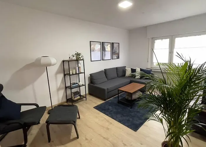 Apart54-Modern Design I Garden With Terrace I Smart Tv I Free Parking I Free Wifi