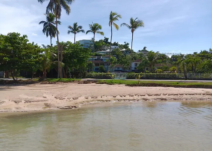 Bonita Village Beachfront Apt With Pool & Balcony