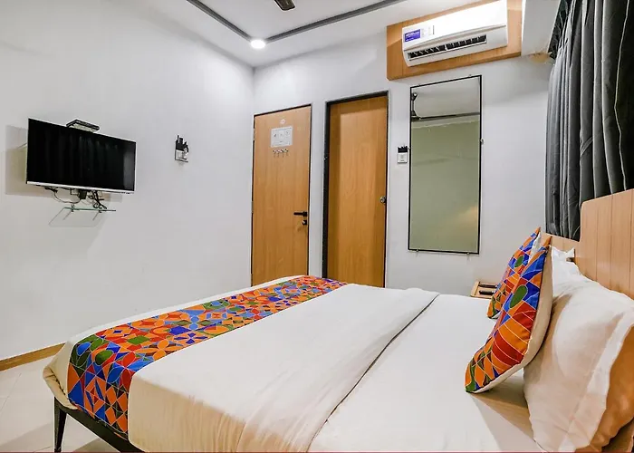 Fabhotel Saarthi Inn