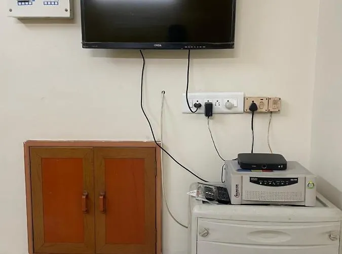 Home Stay In Ground Floor