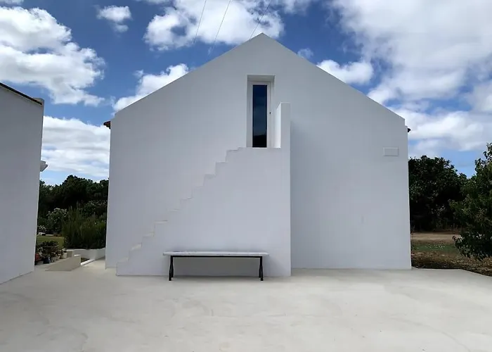 Property Between Melides And Aberta Nova Beach