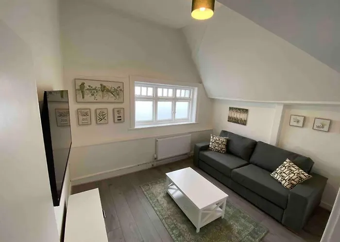 The Swan Apartment Ruislip