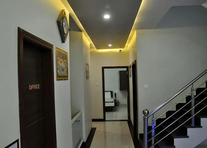 Indrani Hotel
