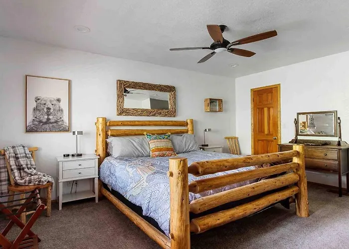 The 717 - Upper Moonridge - Very Close To Resorts!