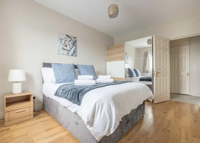 Harbour View Apartment - Fantastic Sea Views Over Portrush Harbour