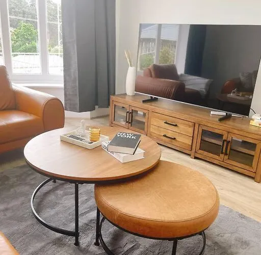 Luxury Hobart City Fringe Home