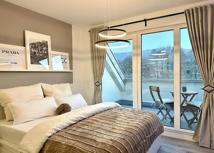Modernes Apartment Inkl. Tg-Stellplatz In Der Naehe Zum Bahnhof - Yuka Apartments