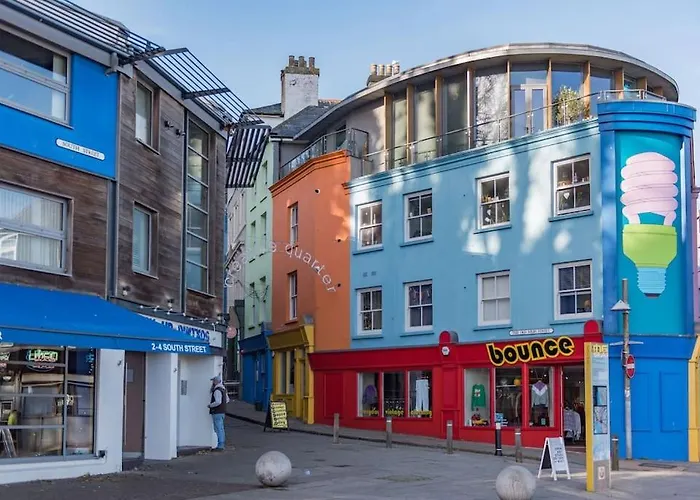 Folkestone Terrace - Quirky Vibe Holiday Home