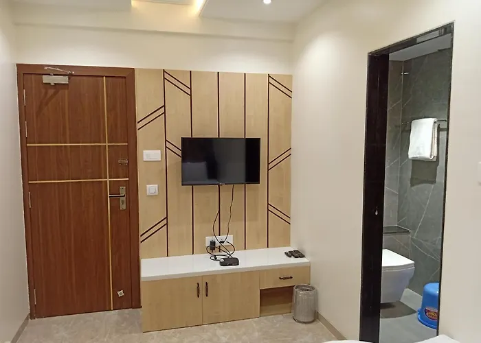 Hotel Suvarnam Residency