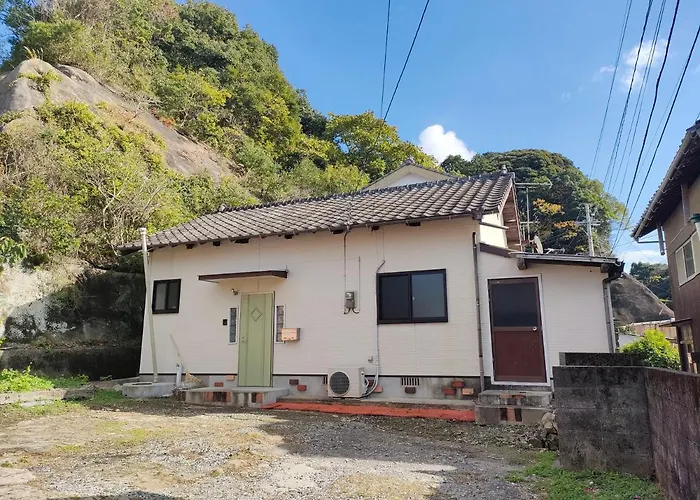 佐世保　貸切小さな一軒家　Guest House　楽楽 Luck-Luck