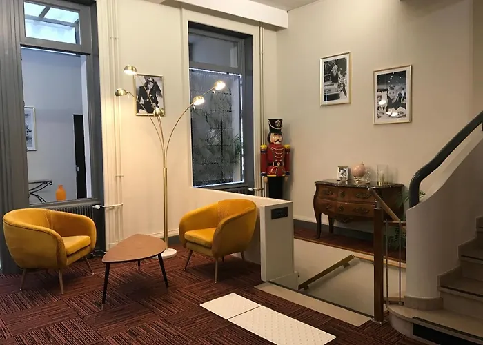 Logis Hotel Du Midi - Saint Etienne Sud