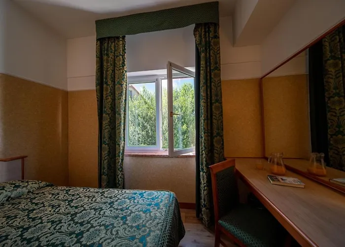 Hotel Mary