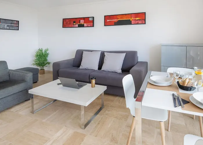Nemea Appart Hotel Le Lido Cagnes Sur Mer