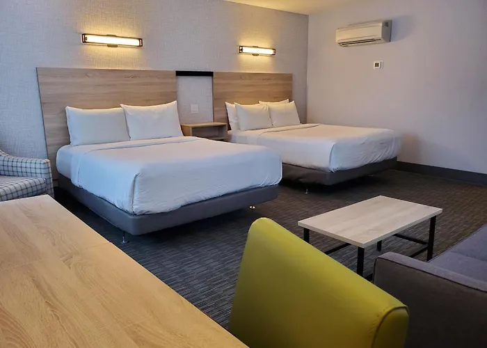 Mountaineer Lodge