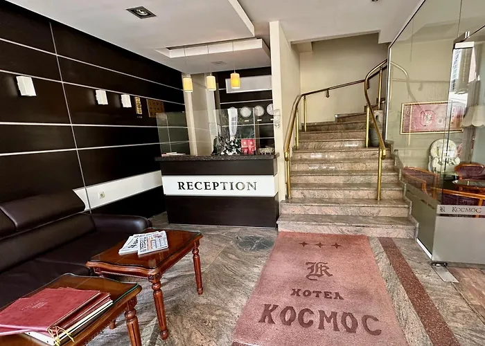 Hotel Cosmos