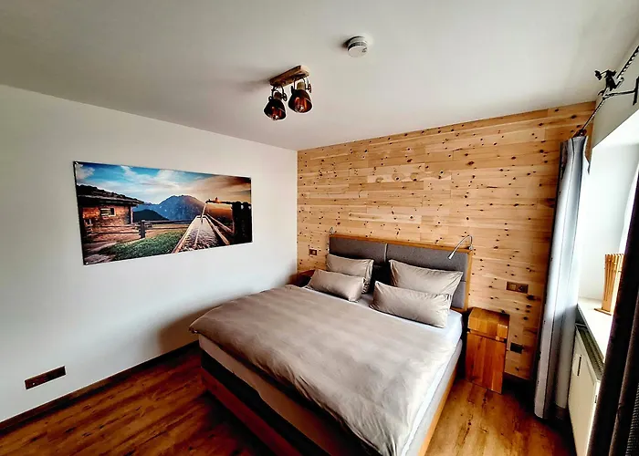 Ferienwohnung Zirbenbluete