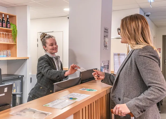 Break & Home Clermont-Ferrand - Les Carmes Dechaux Appart'Hotel