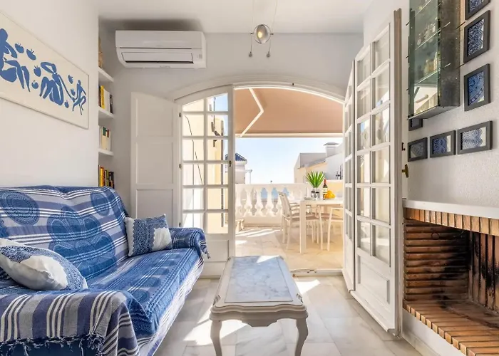 Amazing Penthouse On The Beach, Sea Views, Wifi, Airconditioning And Parking