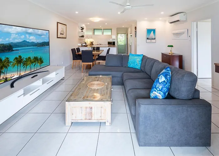 Poinciana Lodge - 2 Bedroom - On Hamilton Island By Hiha