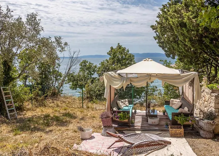 1 Bedroom Beautiful Home In Kostrena