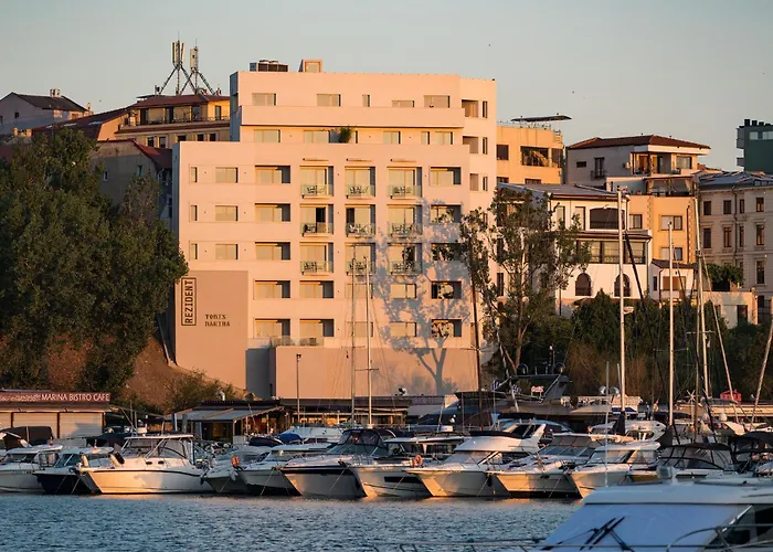 Rezident Tomis Marina