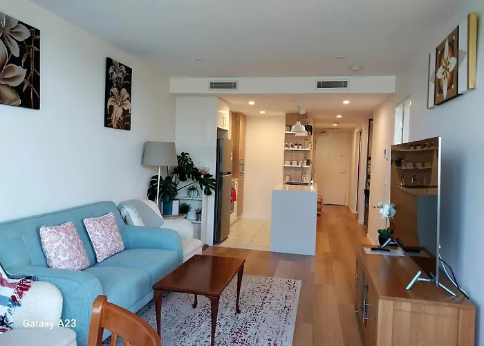 Lux 2 Bed 2 Bath Secure Parking Apartment In The Heart Of Dickson, Canberra