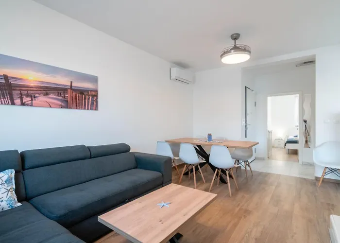 Crowonder Luxury Pag New Apartments With Seaview