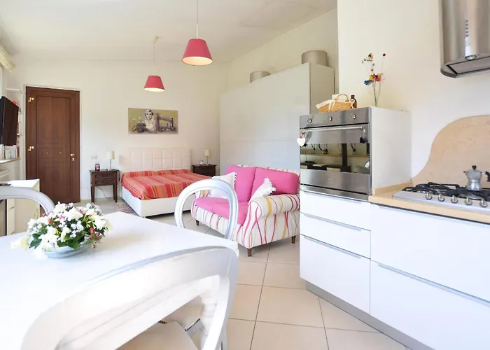 Schöne Wohnung In Camaiore