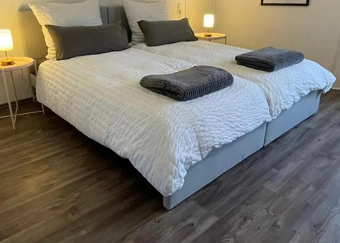 St-Apartments Charming 3 - Helles Und Ruhiges Apartment Mit 3 Schlafzimmern - Einzelbetten Moeglich - Schnelles Wlan Und Parkplaetze Direkt Vor Dem Haus
