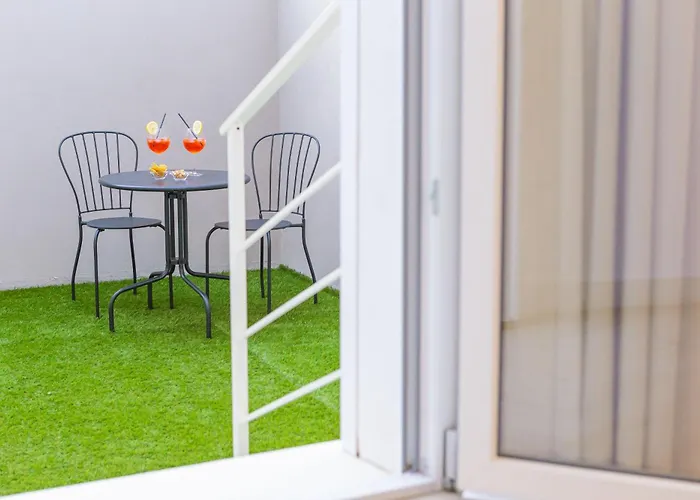 Estia Suites