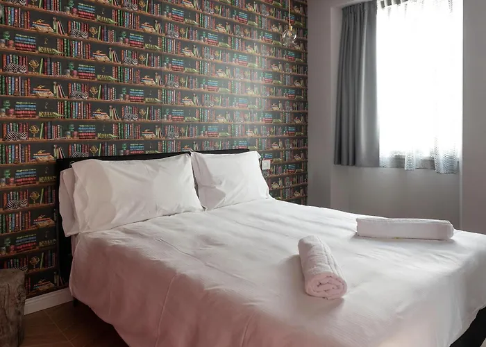 Regina Boutique Suites