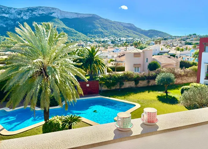 Hoteltype Penthouse 2 Beds, Parking, Wifi & Pool Stunning Views