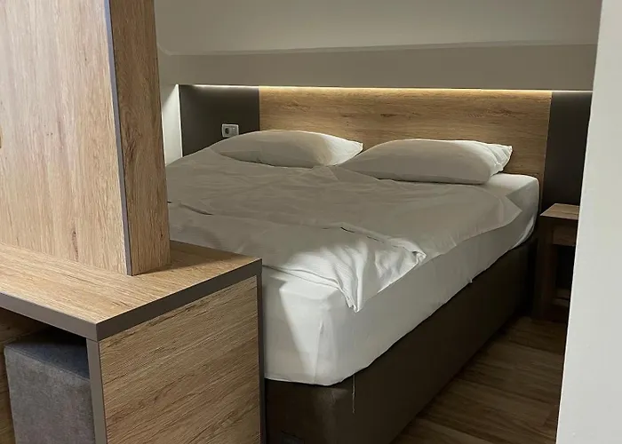 Hotel Roskar