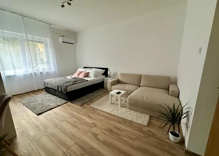 Mate Gold Apartment