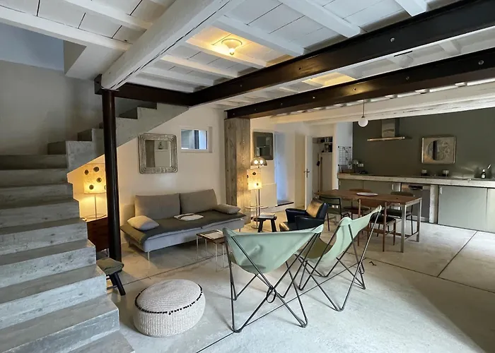 L'Annexe Des Alpilles