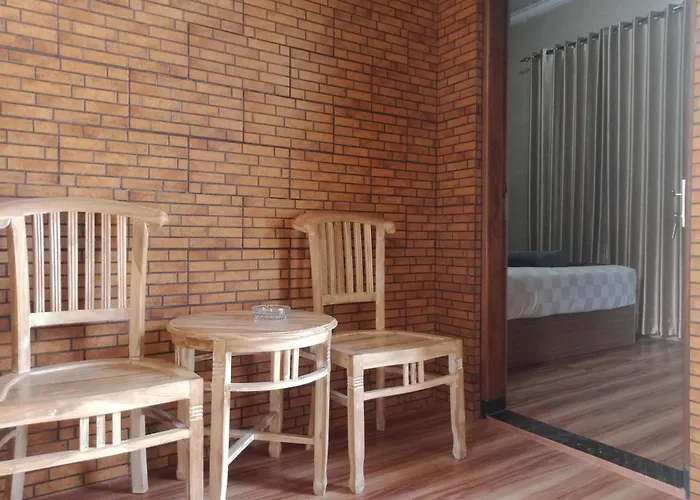 Tirtasuci House