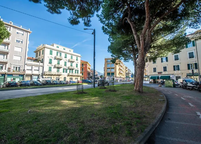 223 - Ma & Ma Luxury Apartment 1 Grande - 500Metri Da Mare E Spiaggia, Vicino Alla Baia Del Silenzio - Parcheggio Gratis Privato Incluso
