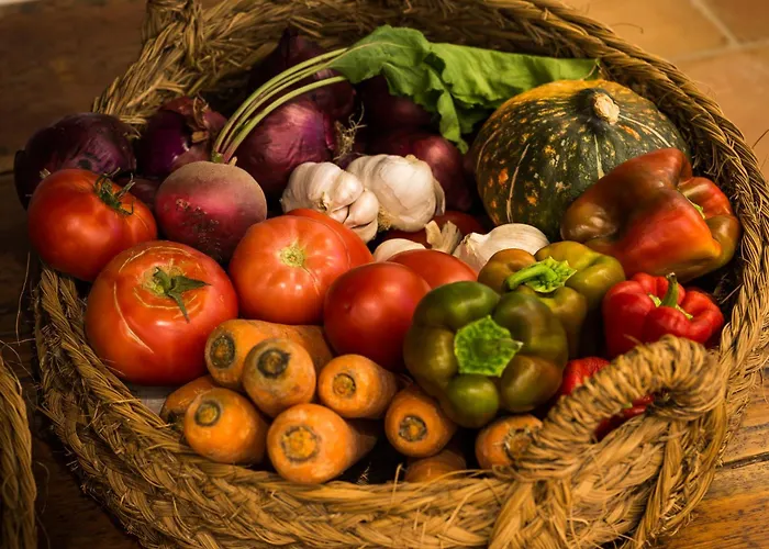 Altanure Almatere - Food Forest Boutique Stay