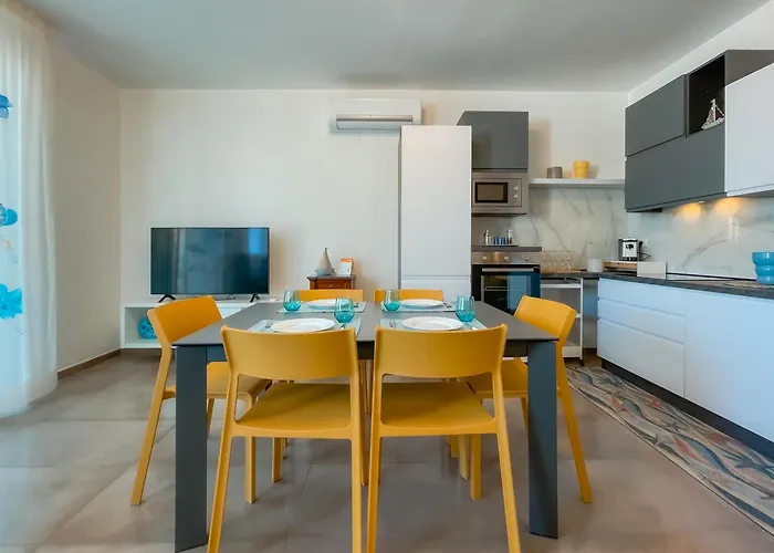 Casa Sorelle Marico