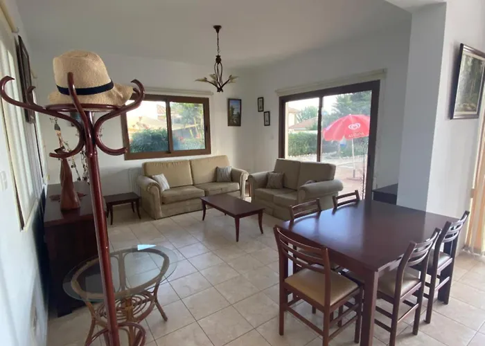 Villa Ariadni