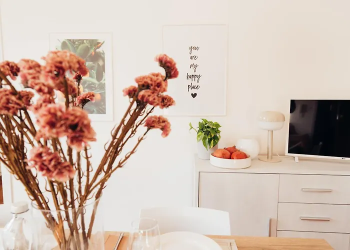ANIMA JESOLO - CA DELLE ROSE, Family Apartments, Piazza Mazzini, Beach&Garden
