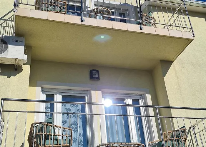 Villa Neda