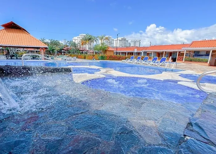 Villa Banano 09 - 2Br & Shared Pools