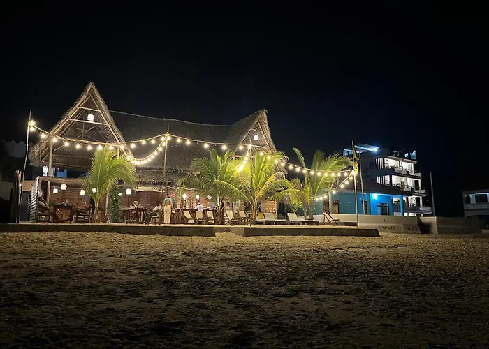 Aluna Beach Apartments