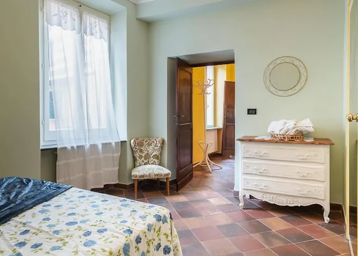 Noli Centro, Ampia Casa Stile Kinfolk Con Parcheggio