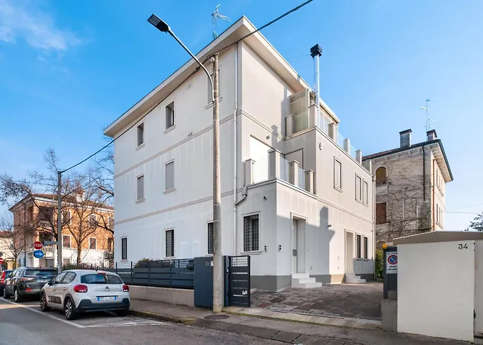 Civico 36 - Zona Residenziale Tranquilla - A 15 Minuti A Piedi Dal Centro - Casa Guido