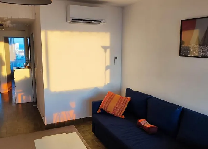 Le Traversant- View And Seaside With Air Conditioning!