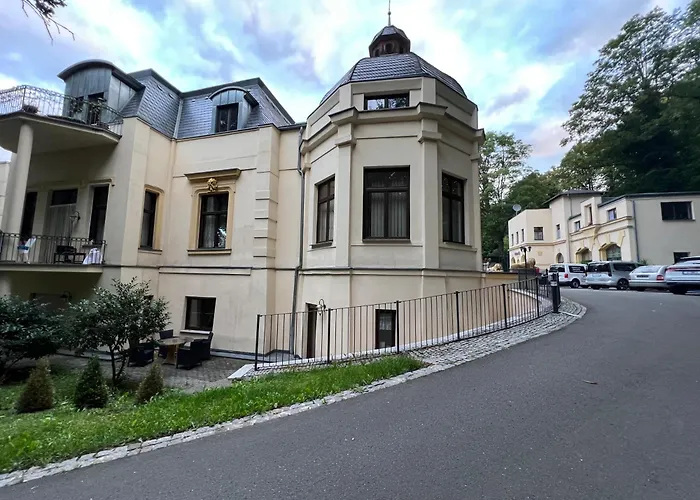 Villa Louis Hirsch