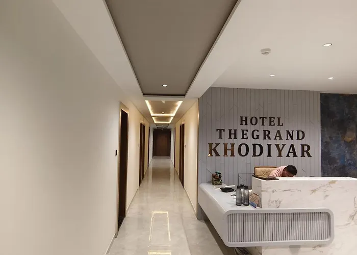 Hotel The Grand Khodiyar